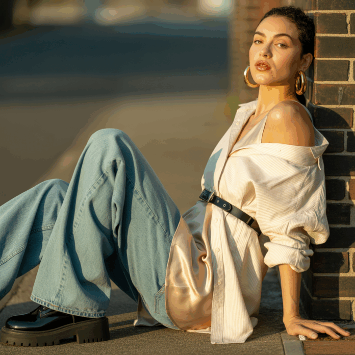 how-to-style-an-oversized-shirt-1